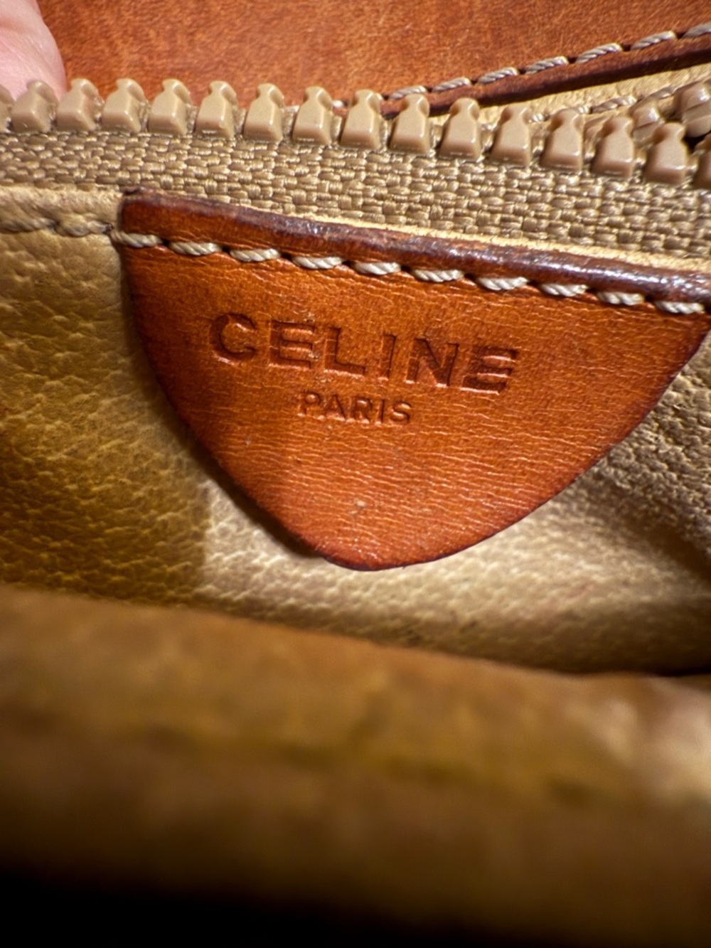 Celine Vintage Macadam Leather Flap Crossbody bag w/ Triomphe Logo Patch w/ COA - Picture 11 of 15
